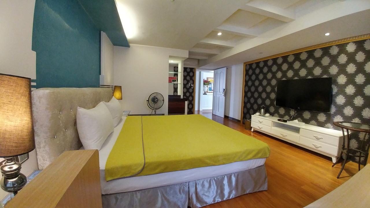 Left Bank 121 Hotel Tainan Eksteriør billede