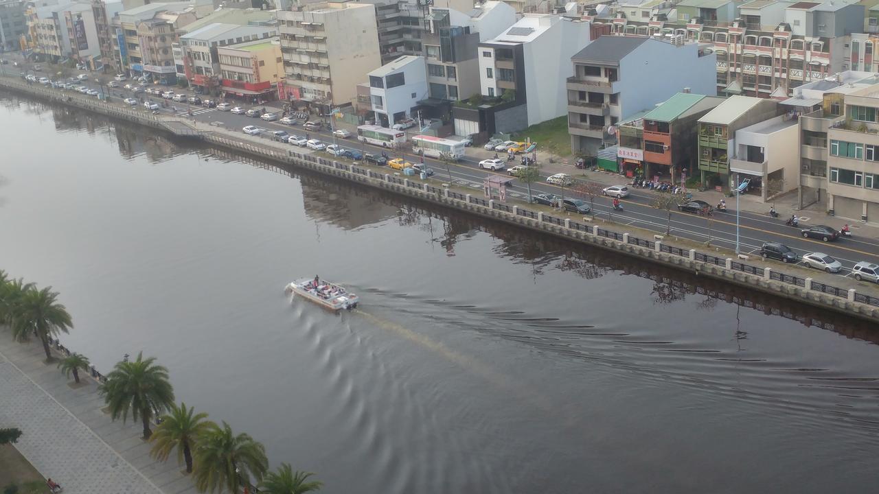 Left Bank 121 Hotel Tainan Eksteriør billede